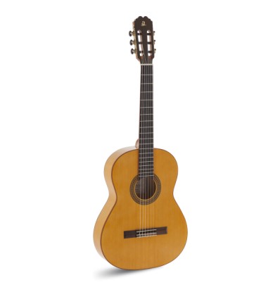 Guitarra admira Triana electrificada - Instrumentos el Diapasón