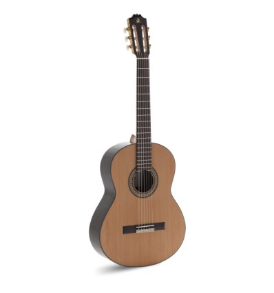 Guitarra admira A4 serie artesanía - Instrumentos el Diapasón