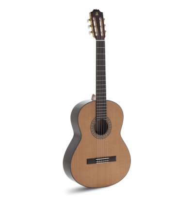 Guitarra admira A6 serie artesanía - Instrumentos el Diapasón
